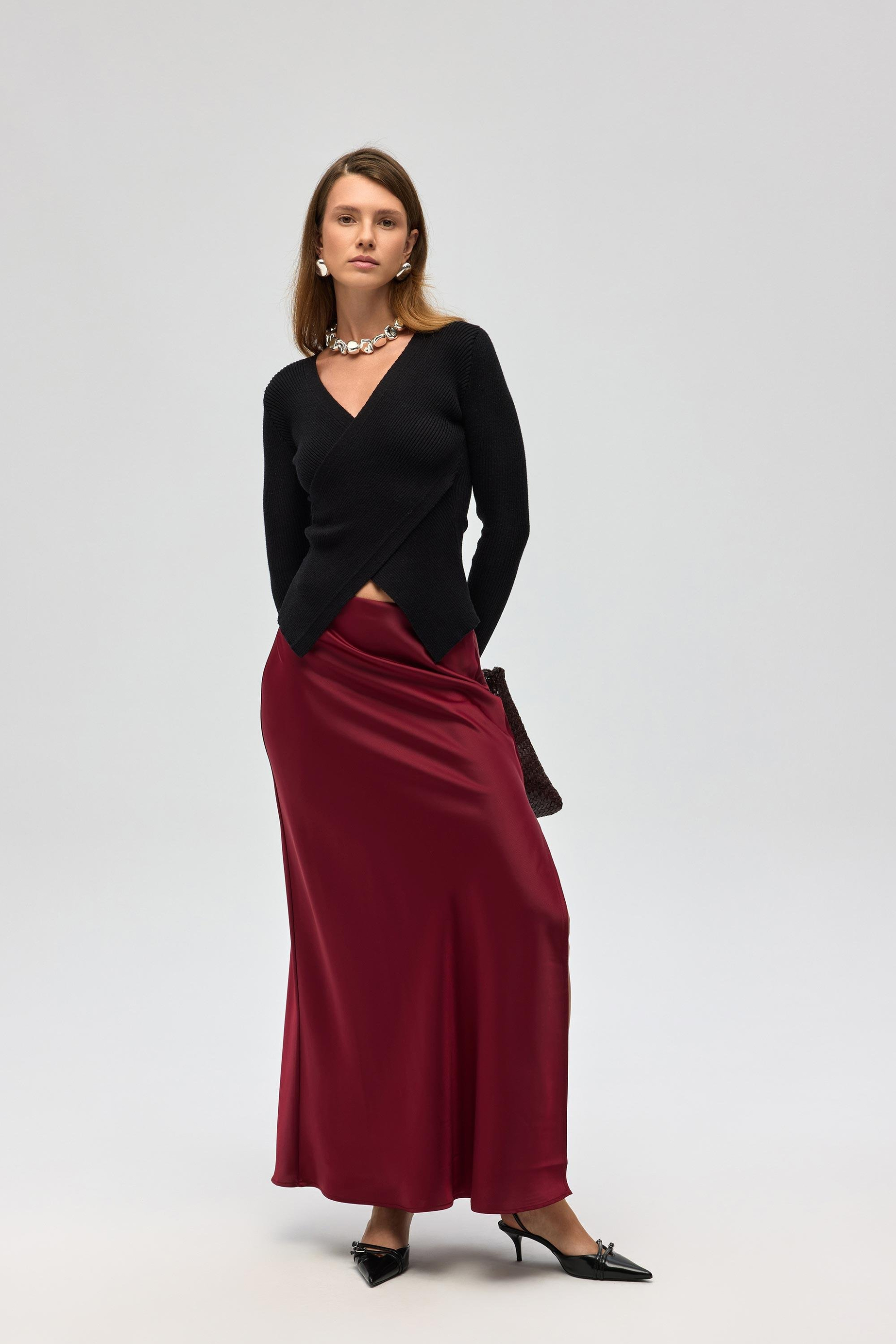 Soren Çapraz Detay Siyah Triko Kazak