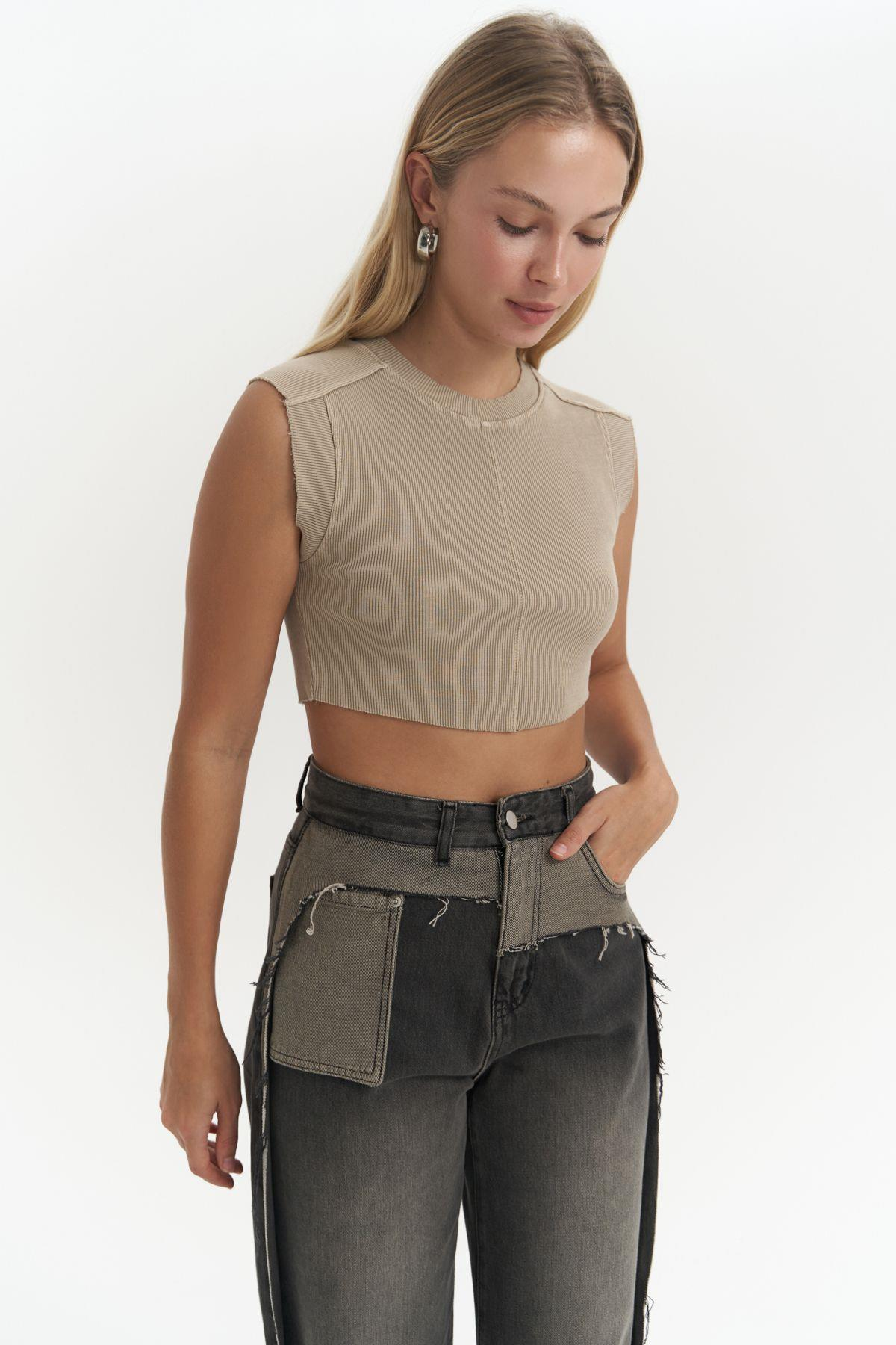 Swipe Khaki Crop