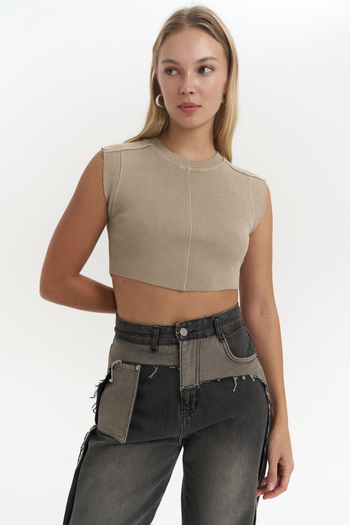 Swipe Khaki Crop