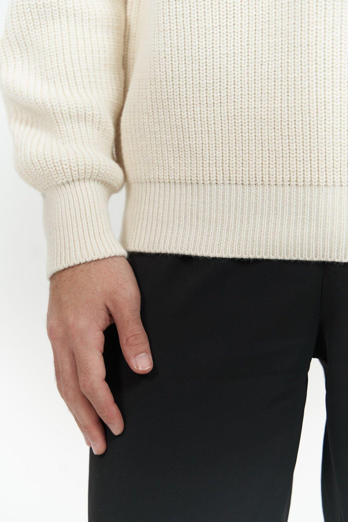 Vander Düğme Detay Ekru Erkek Triko Kazak