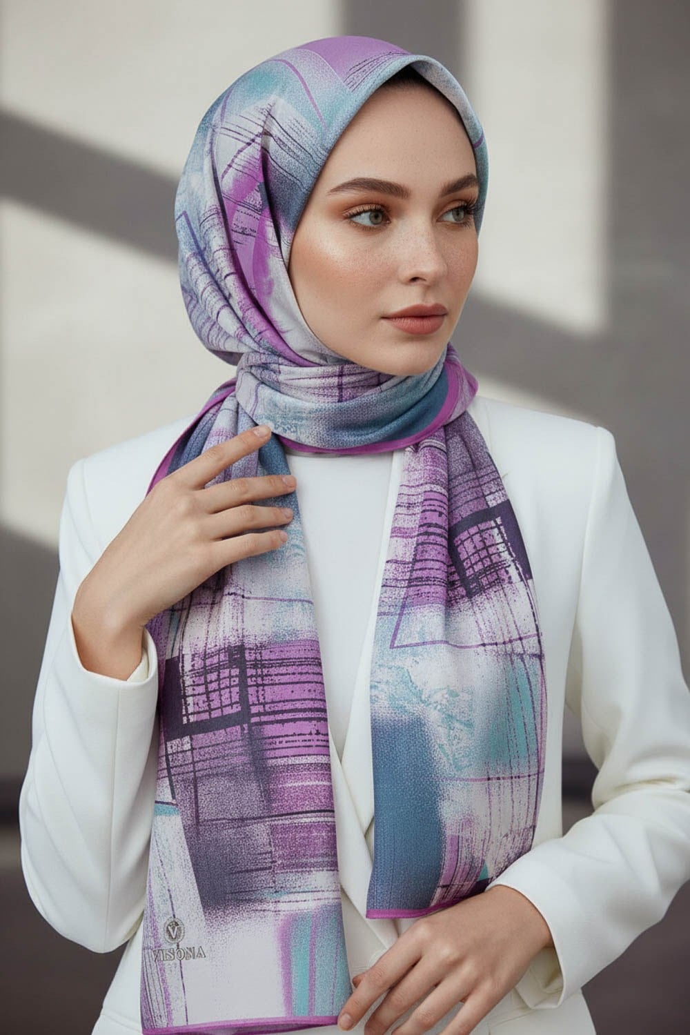 KREP GEOMETRİK DESENLİ PEMBE RENKLİ 75X195 KIRIŞMAZ ŞAL