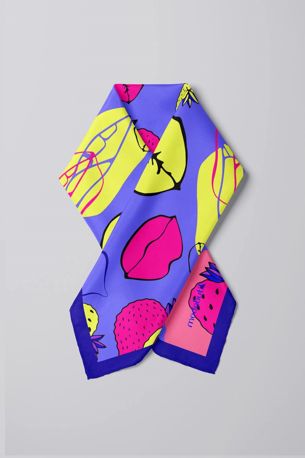 G102 Violla Çilek Desenli Bandana