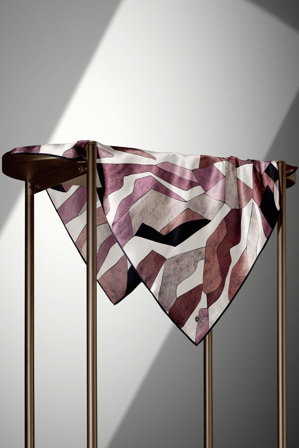 %100 Twill İpek Geometrik Desenli Pudra - Somon Renkli 90x90 Eşarp Dikim Şekli : El Dikişi