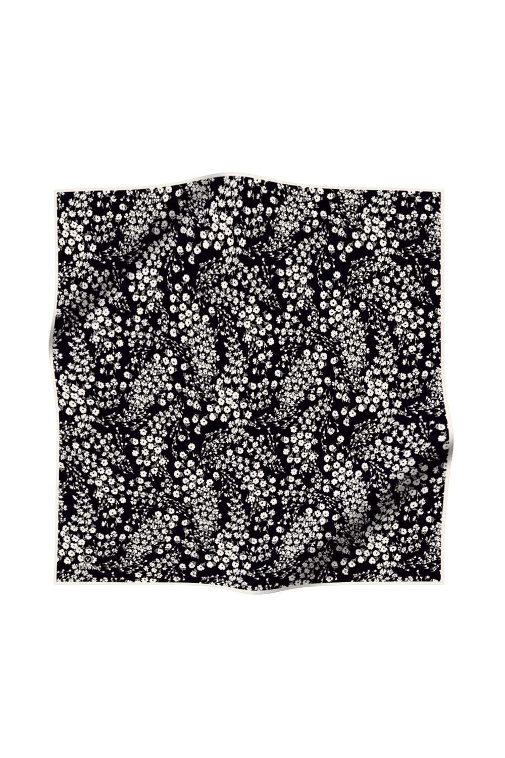 %100 Twill İpek Çıtır Çiçek Desenli Siyah - Krem Renkli 90x90 Eşarp Dikim Şekli : El Dikişi