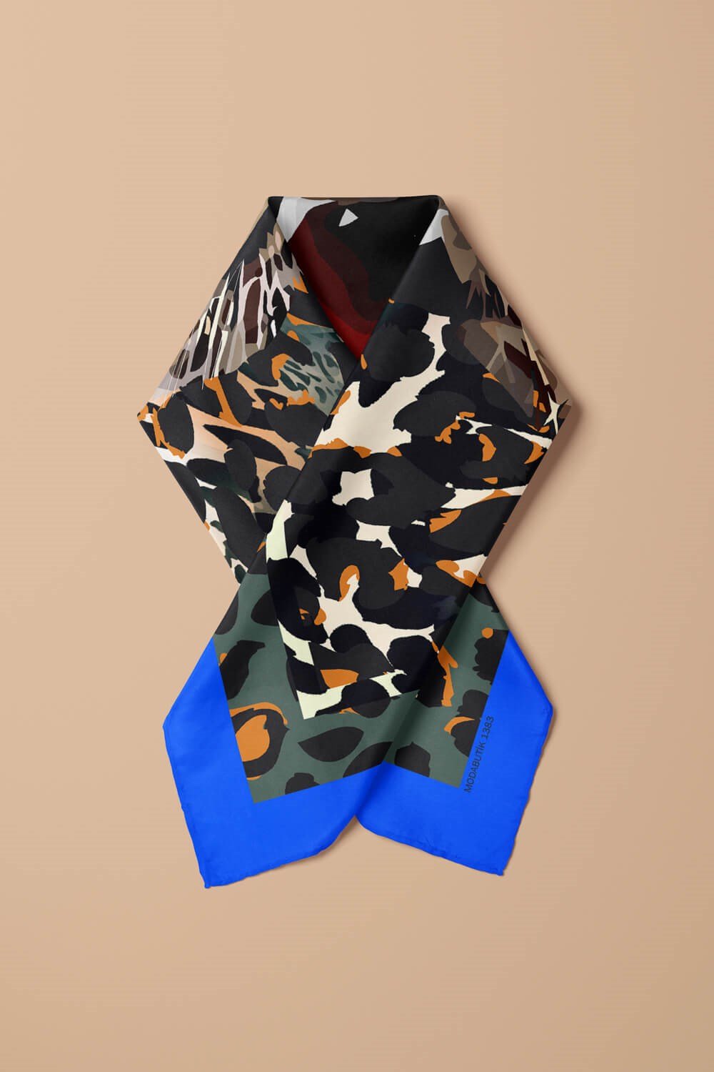Violla Kadın Krem Kahve Kaplan Desenli 50x50 Bandana