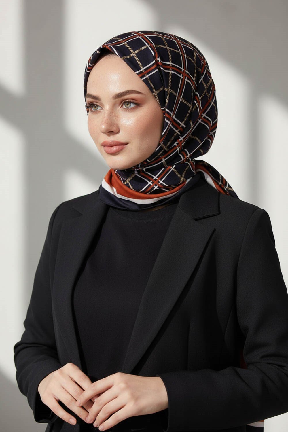 KREP EKOSE DESENLİ SİYAH - BORDO RENKLİ 75X195 KIRIŞMAZ ŞAL