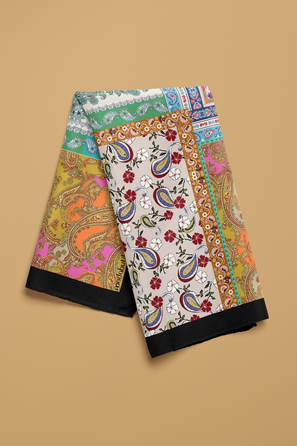 Violla G68 Kadın Mor Beyaz Etnik Desenli 55x55 Bandana