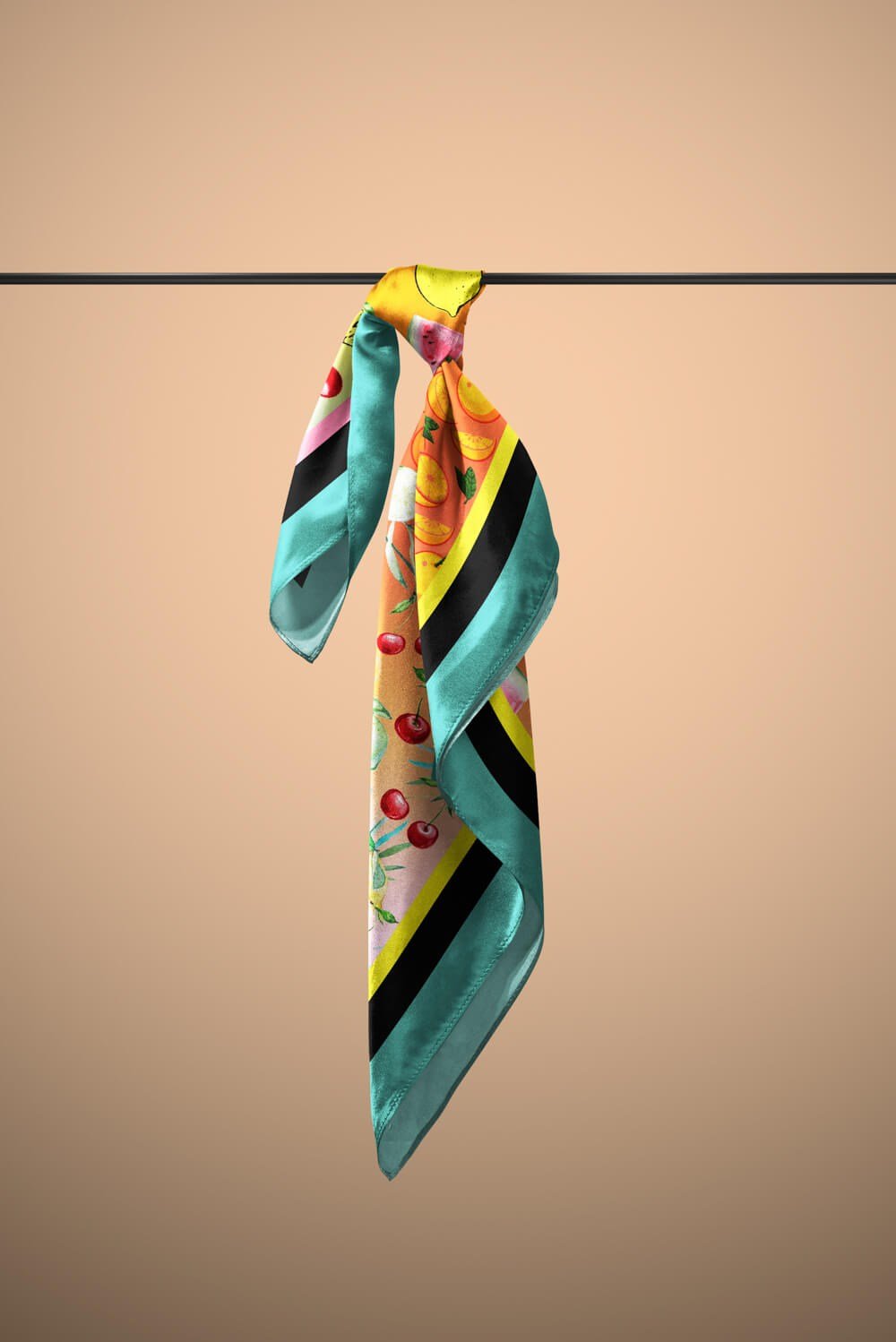 Violla G59 Kadın Kırmızı Fruits Desenli 50x50 Bandana DG01456-22