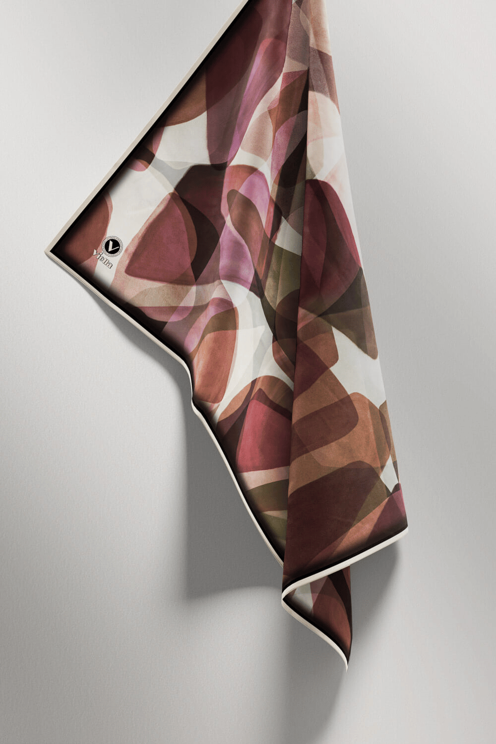 Twill Geometrik Batik Desenli Mürdüm Renkli 90x90 Eşarp (İpek İçermez) Kenar Dikiş Şekli El Dikişli