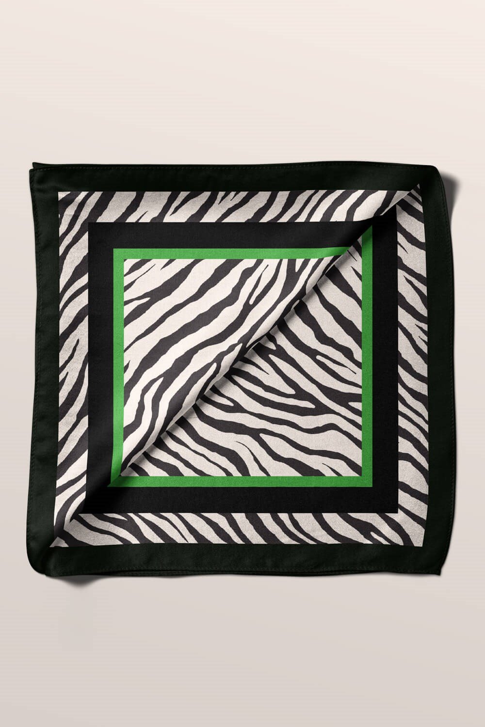 Violla Kadın Siyah Beyaz Zebra Desenli 50x50 Bandana HYL DG01282-22