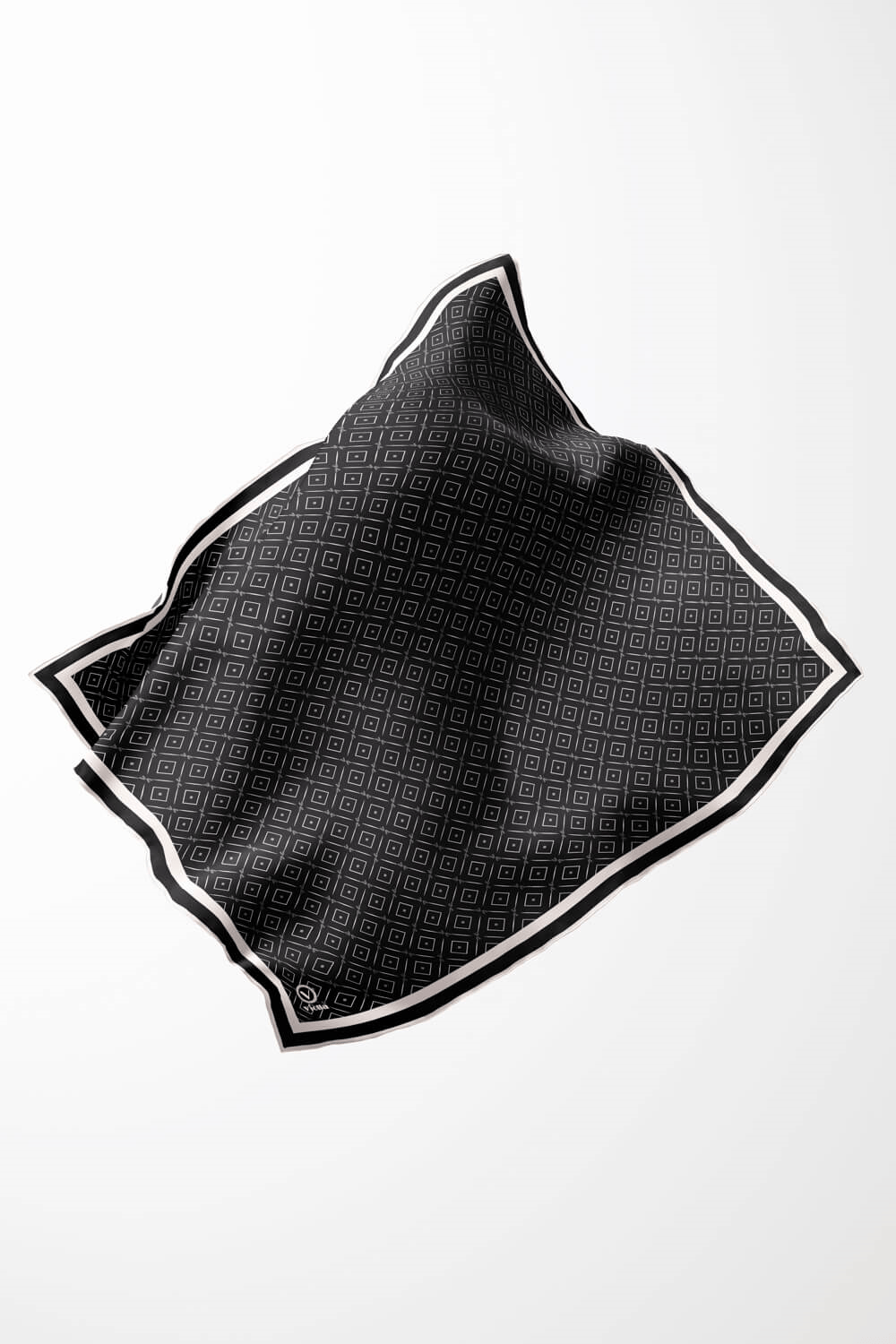 Twill Çıtır Geometrik Desenli Siyah Renkli 90x90 Eşarp (İpek İçermez) Kenar Dikiş Şekli El Dikişli