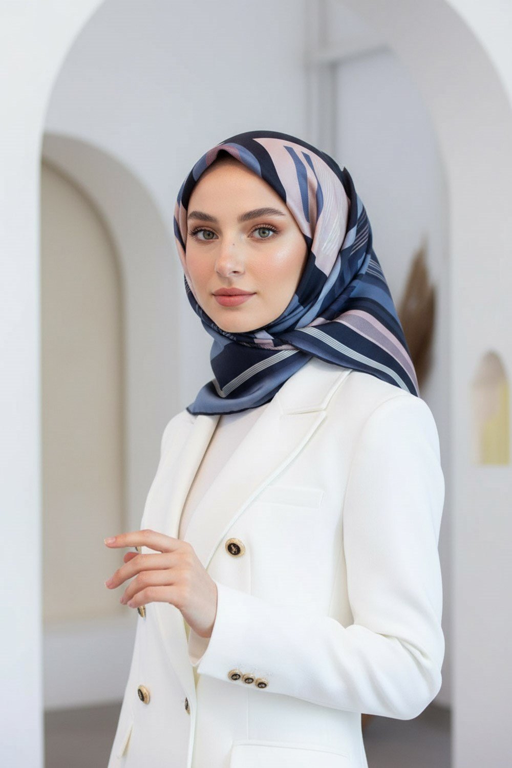 %100 Twill İpek Kare Desenli İndigo - Pudra Renkli 90x90 Eşarp Kenar Dikiş Şekli El Dikişli