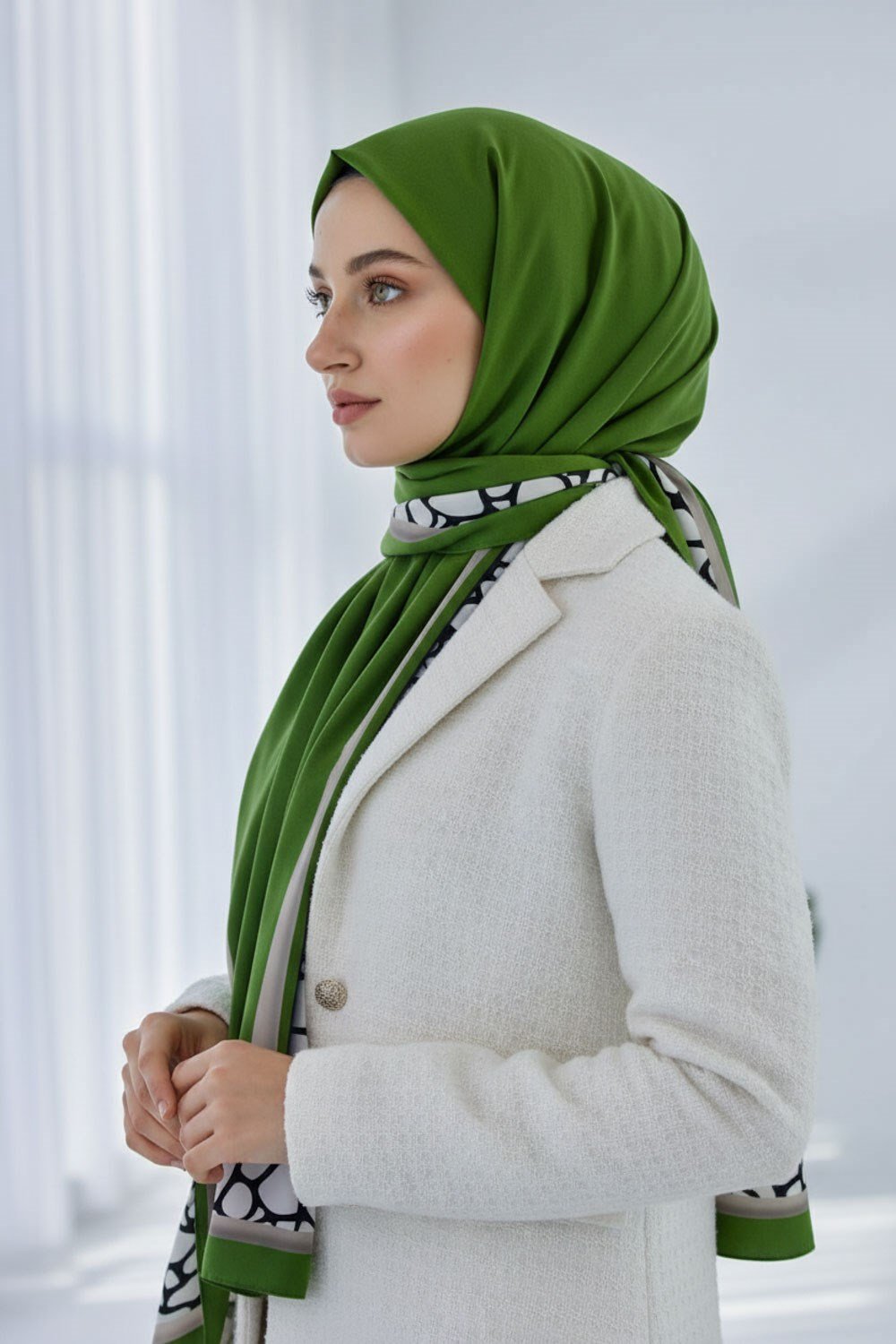 KREP DESENLİ ZÜMRÜT YEŞİLİ - BEJ RENKLİ 75X195 KIRIŞMAZ ŞAL