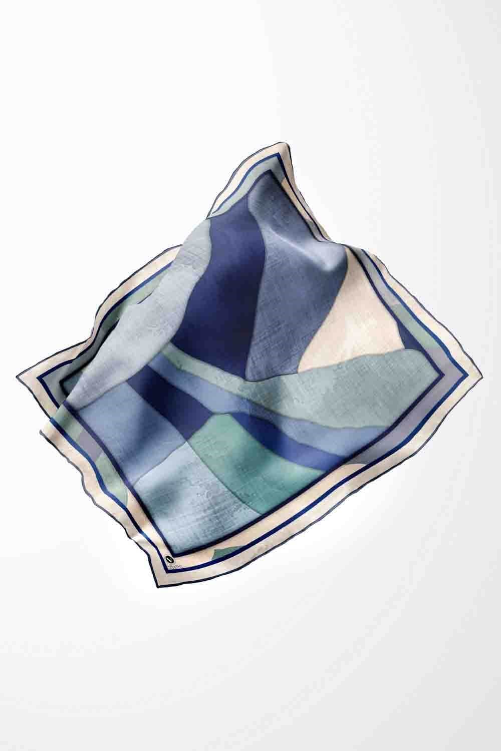 Twill Geometrik Desenli İndigo Renkli 90x90 Eşarp (İpek İçermez) Kenar Dikiş Şekli El Dikişli