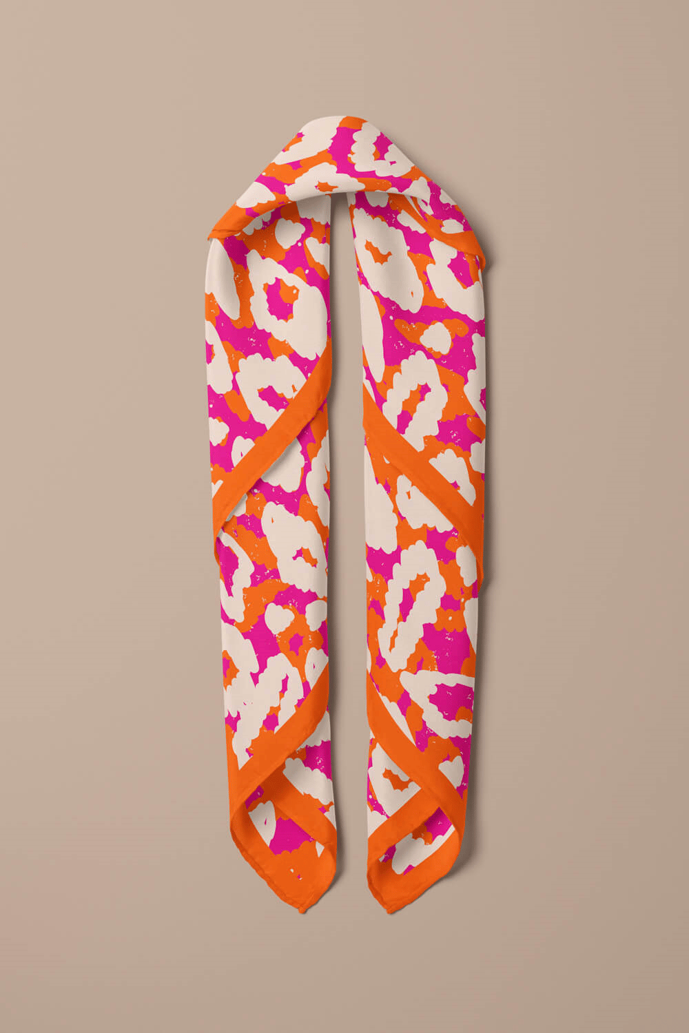 I97 Saten İpek Leopar Desenli Kadın Bandana