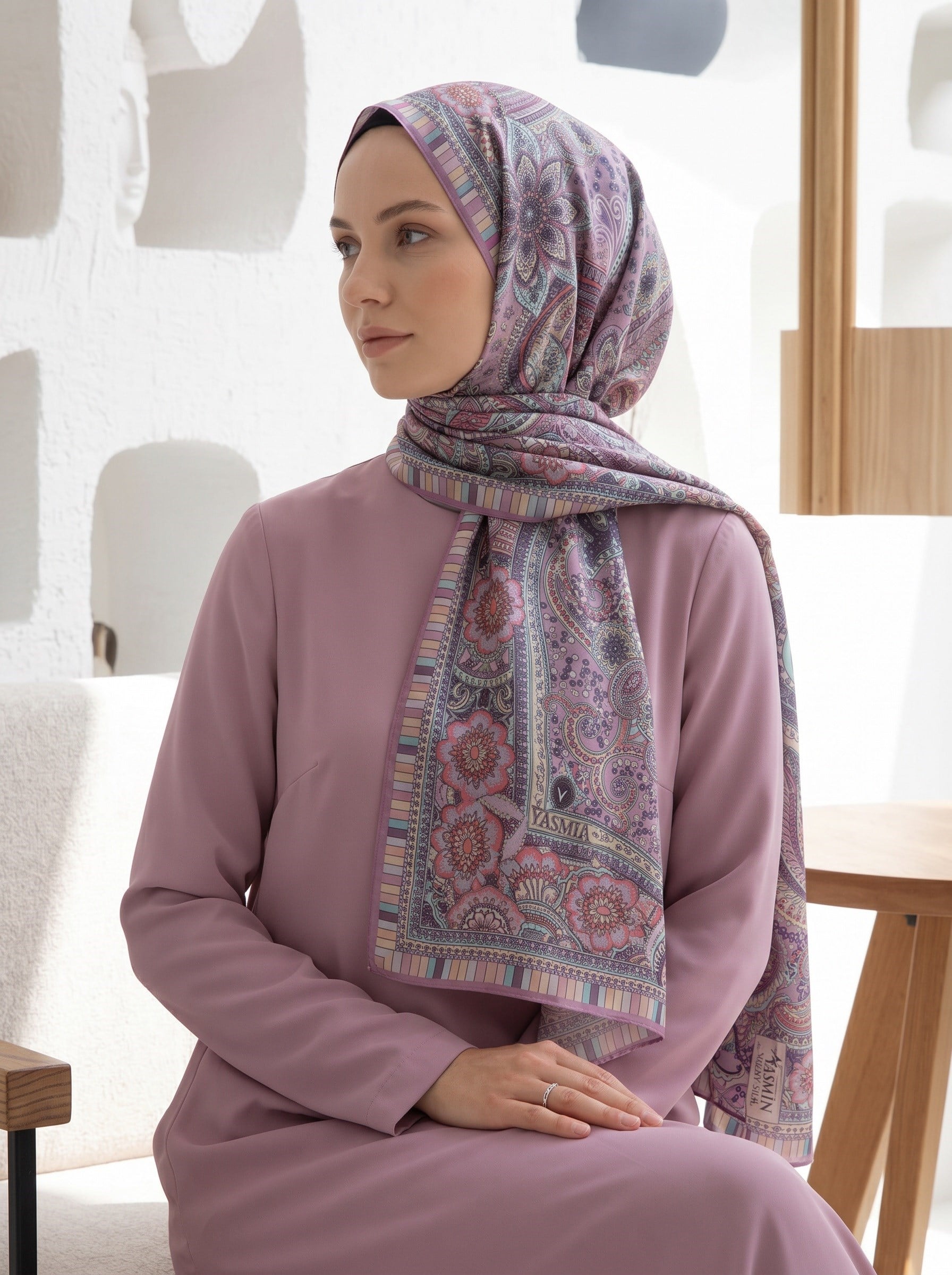 %100 Saf İpek Şal İnce Saten Vual Dokuma Etro Desenli Mürdüm Renkli 90x210 Şal