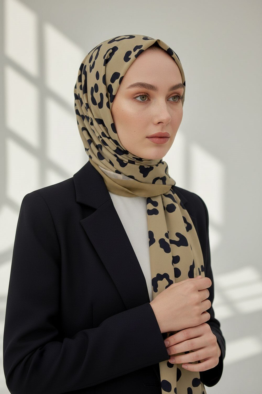 KREP LEOPAR DESENLİ HARDAL RENKLİ 75X195 KIRIŞMAZ ŞAL
