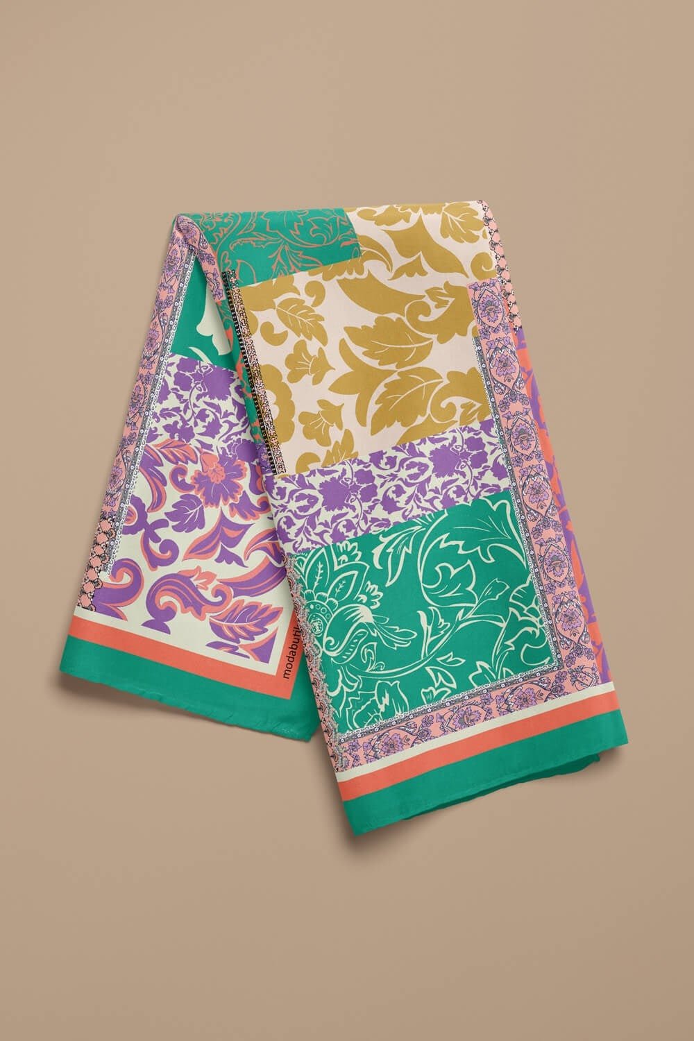 Violla G23 PATCHWORK BANDANA