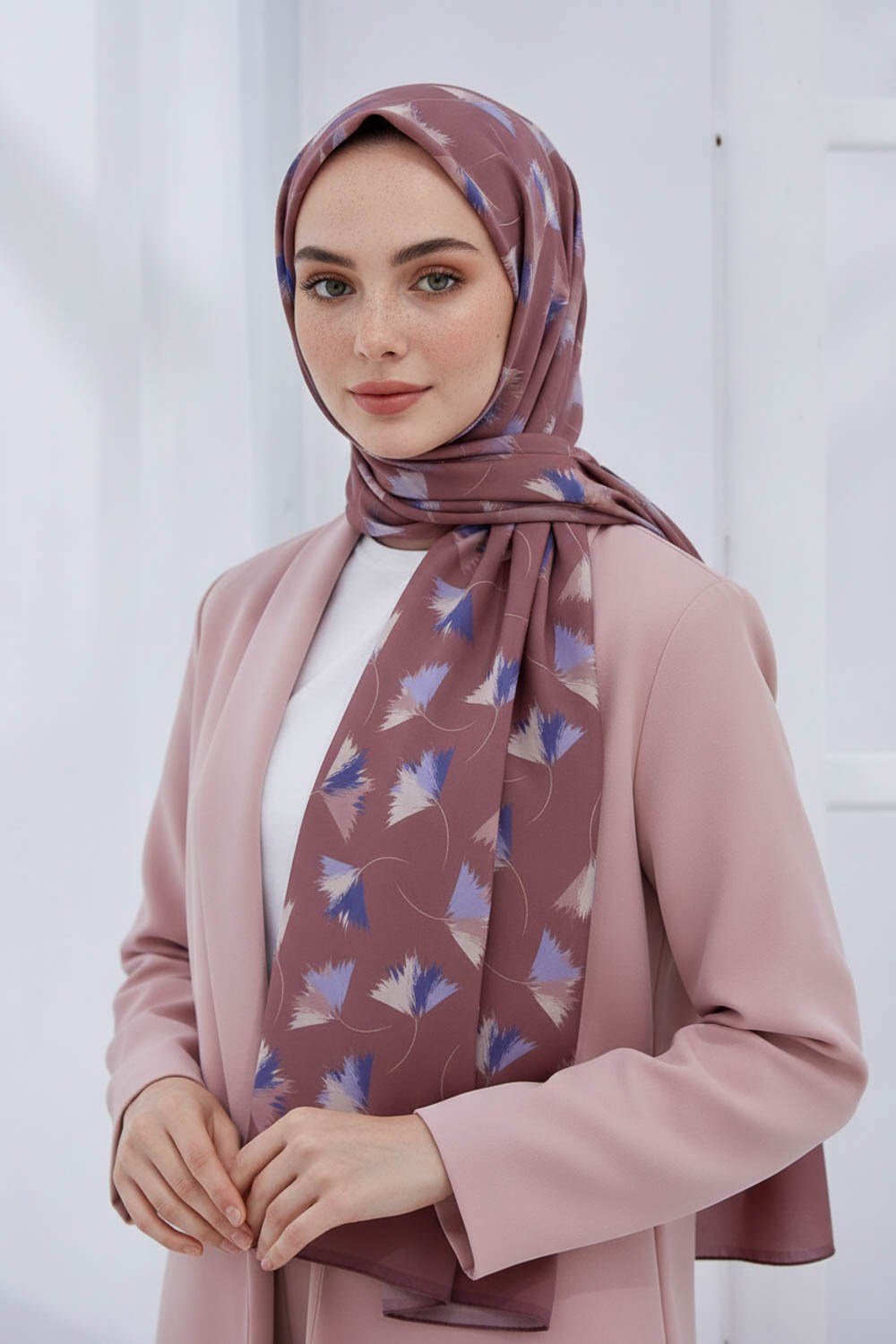 KREP YAPRAK DESENLİ PUDRA RENKLİ 75X195 KIRIŞMAZ ŞAL