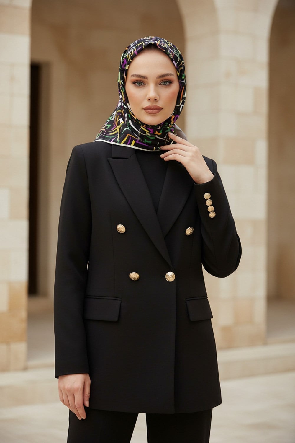 %100 Twill İpek Soyut Geometrik Desenli Fuşya - Sarı Renkli 90x90 Eşarp Dikim Şekli : El Dikişi