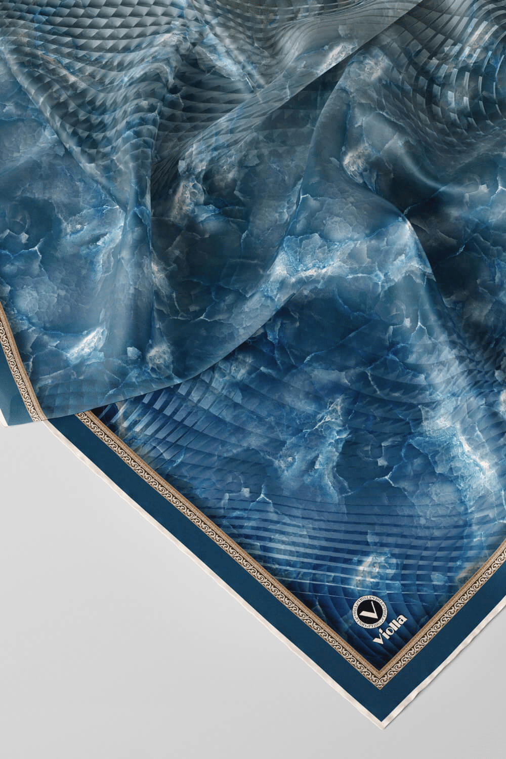 Twill Batik Desenli İndigo Renkli 90x90 Eşarp (İpek İçermez) Kenar Dikiş Şekli El Dikişli