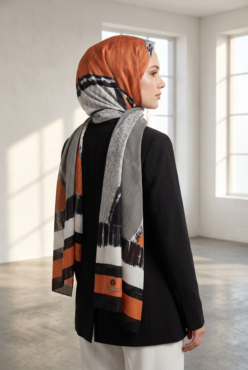 %100 Saf İpek Şal İnce Saten Vual Dokuma Patchwork Desenli Siyah - Taba Renkli 90x210 Şal