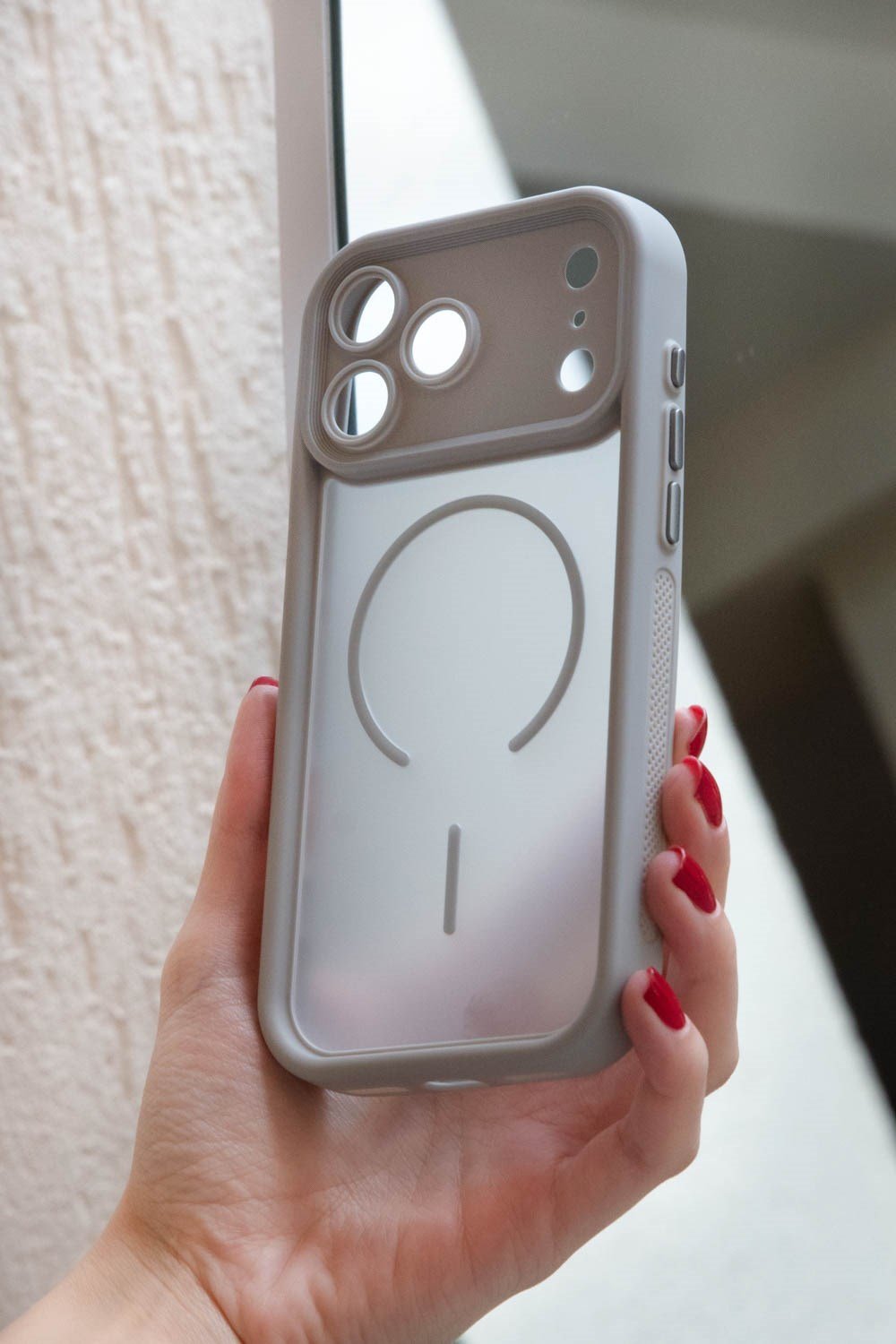 iPhone 17 Pro Max Kılıf – Kamera Korumalı – MagSafe Uyumlu – Gri Renk – Mat Silikon Telefon Kılıfı