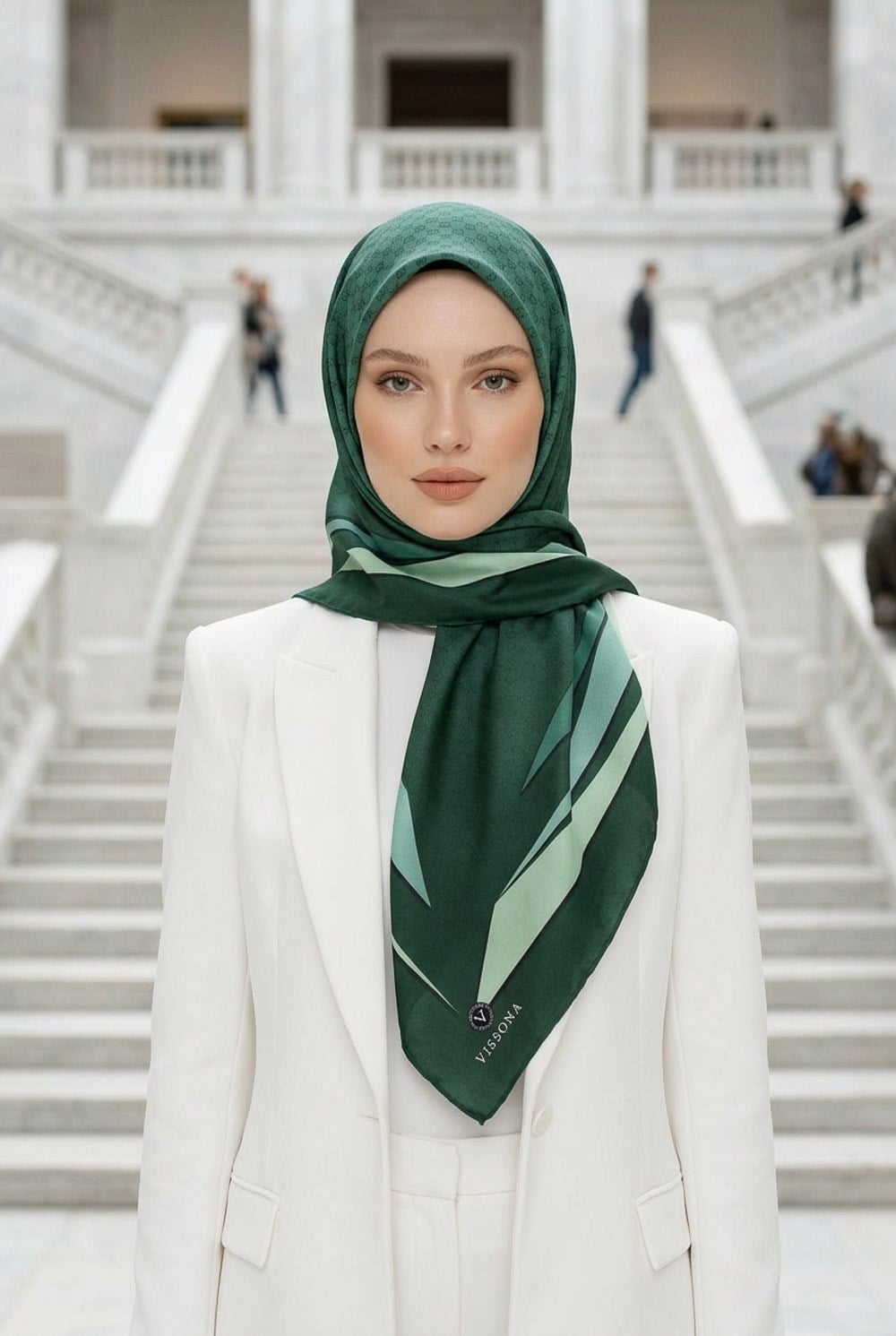 %100 Twill İpek Degrade Desenli Petrol Yeşili - Mint Yeşili Renkli 90x90 Eşarp Dikim Şekli : El Dikişi