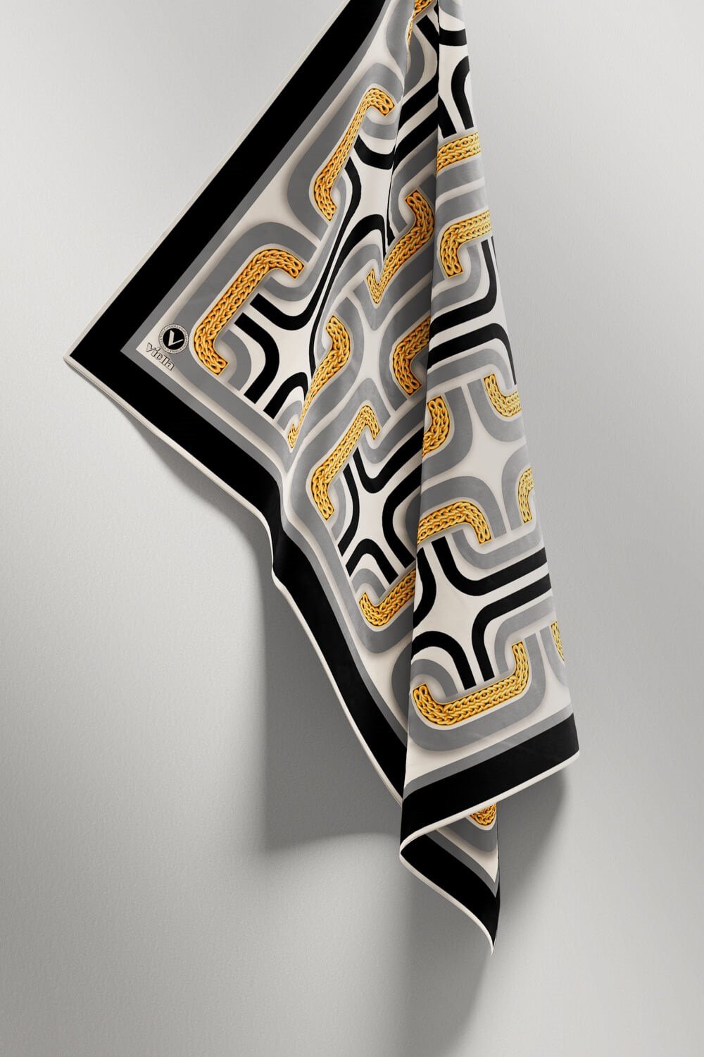 Twill Geometrik Zincir Desenli Gümüş Renkli 90x90 Eşarp (İpek İçermez) Kenar Dikiş Şekli El Dikişli