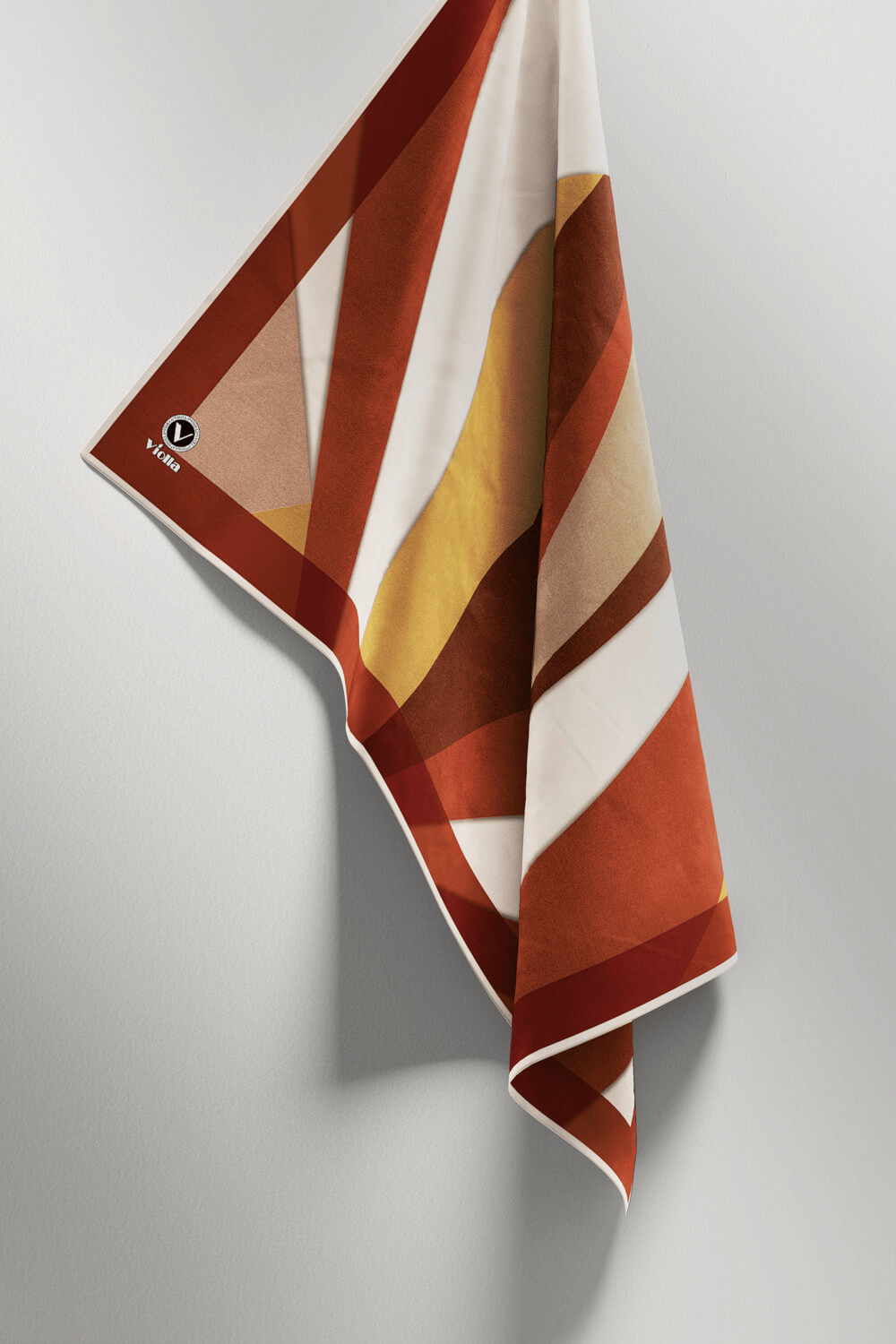 Twill Geometrik Desenli Taba Renkli 90x90 Eşarp (İpek İçermez) Dikim Şekli : El Dikişi