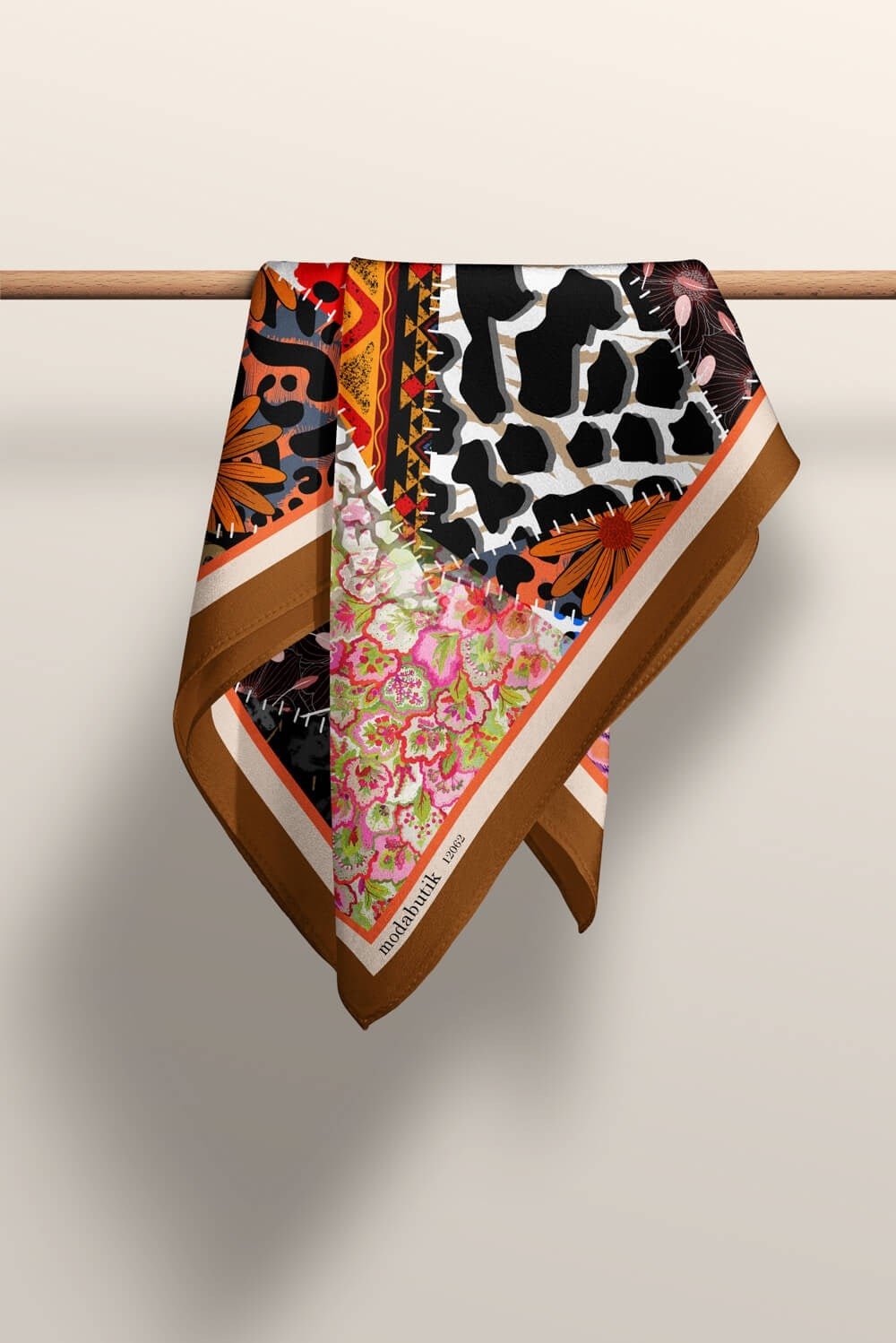 Violla H17 ETNIC FLOWERS PATCHWORK BANDANA