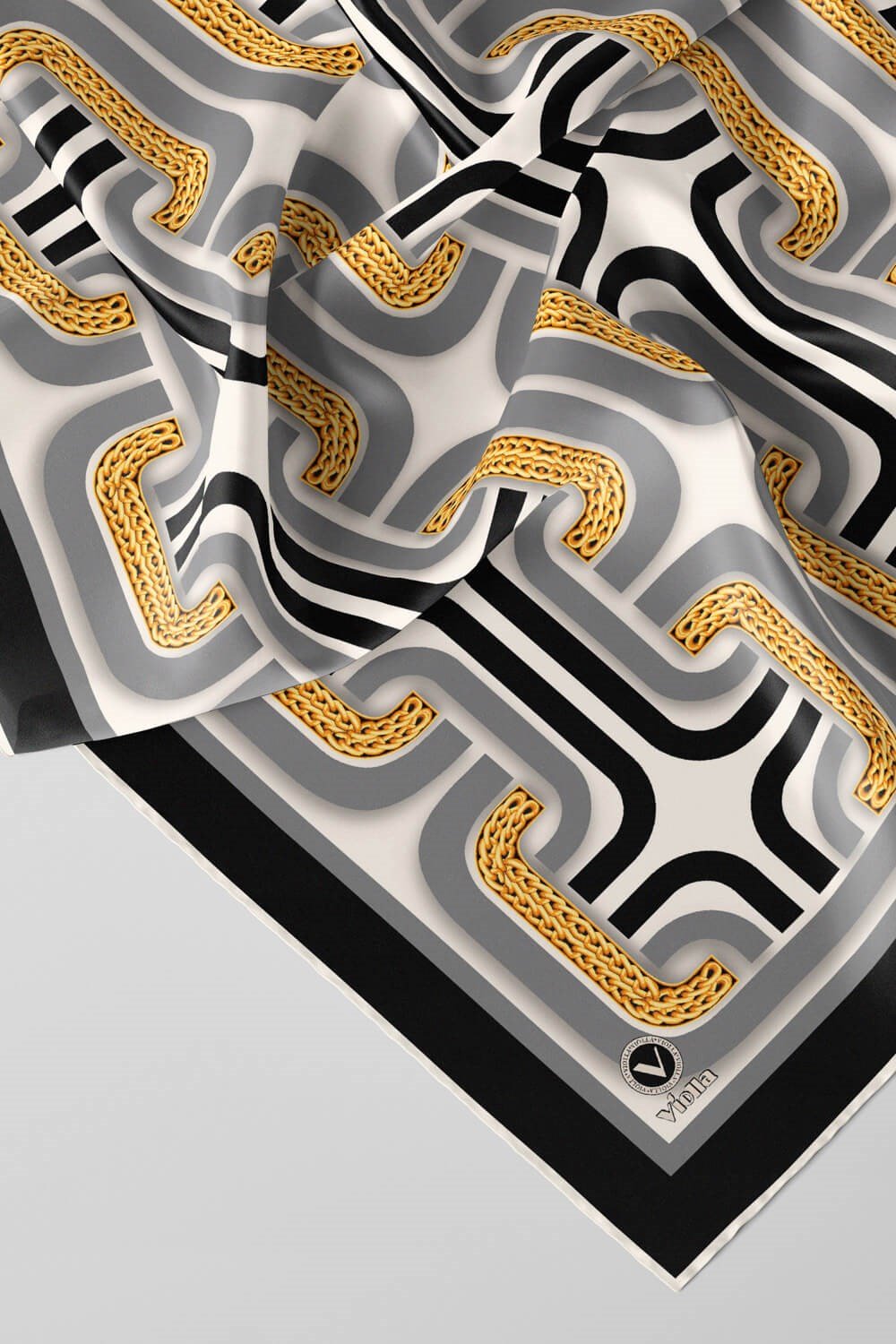 Twill Geometrik Zincir Desenli Gümüş Renkli 90x90 Eşarp (İpek İçermez) Kenar Dikiş Şekli El Dikişli