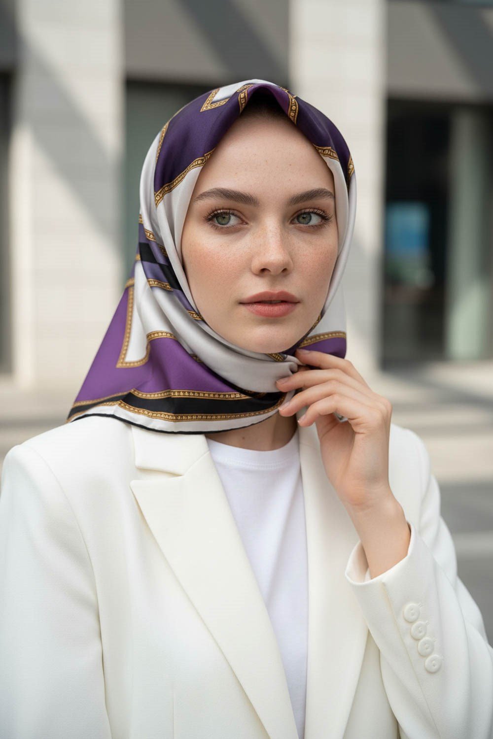 %100 Twill İpek Geometrik Desenli Leylak - Mor Renkli 90x90 Eşarp Dikim Şekli : El Dikişi