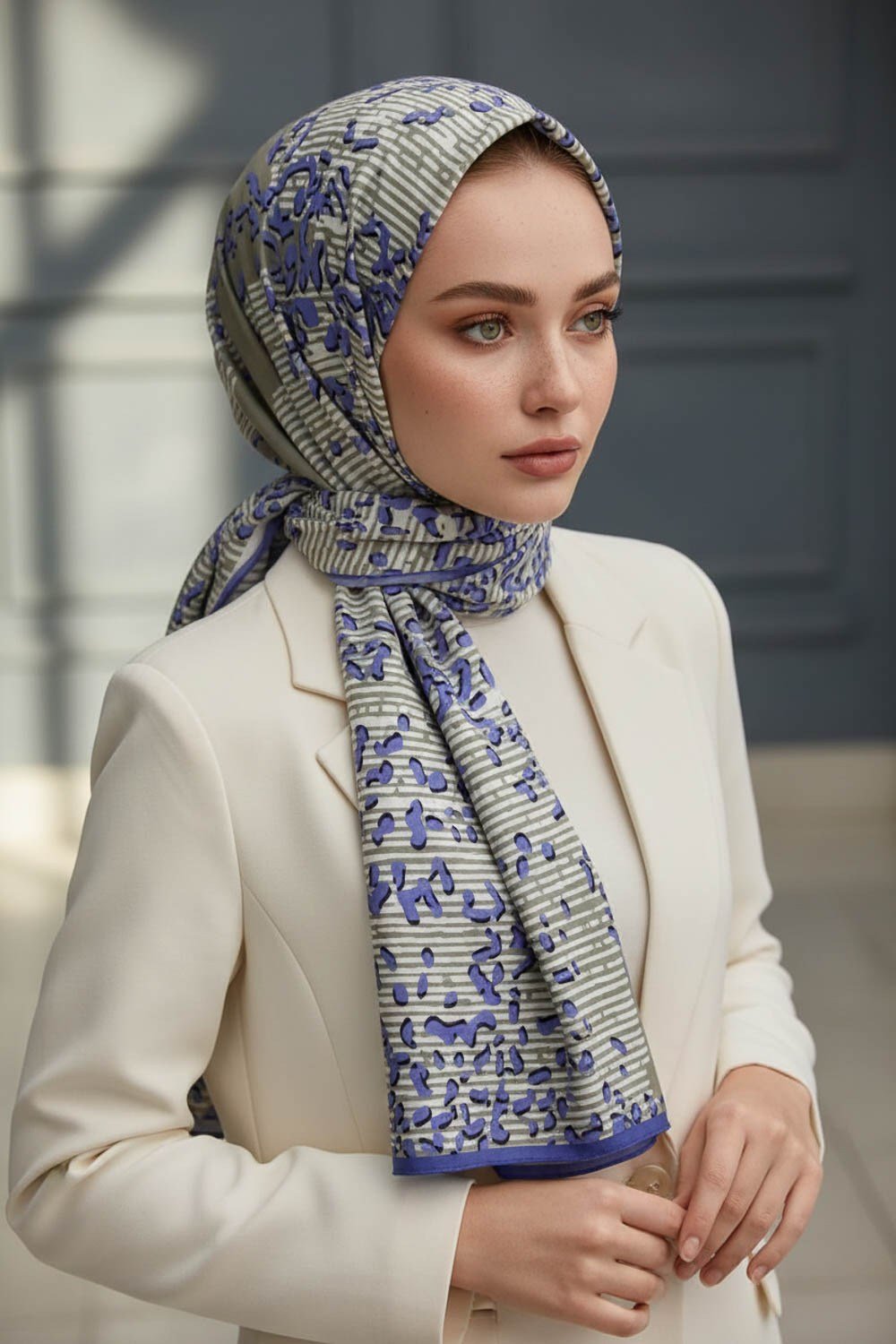 KREP ESKİTME DESENLİ İNDİGO RENKLİ 75X195 KIRIŞMAZ ŞAL