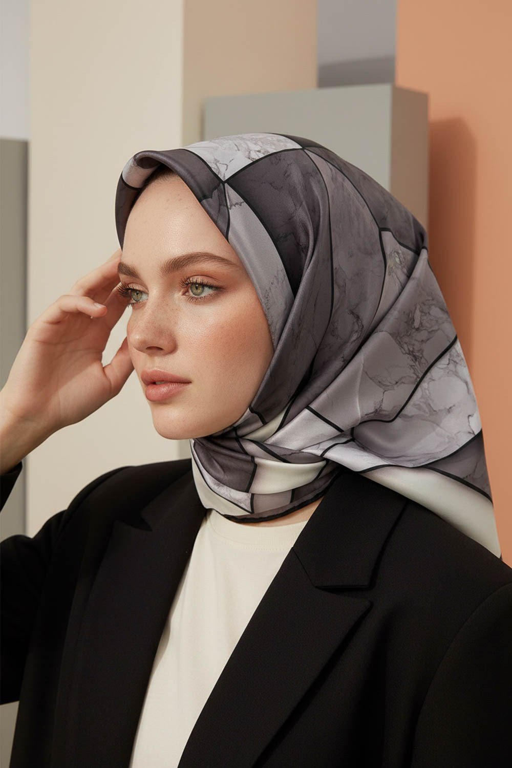 Rayon Mermer Desenli Siyah - Krem Renkli 90x90 Eşarp (İpek İçermez) Kenar Dikiş Şekli El Dikişli