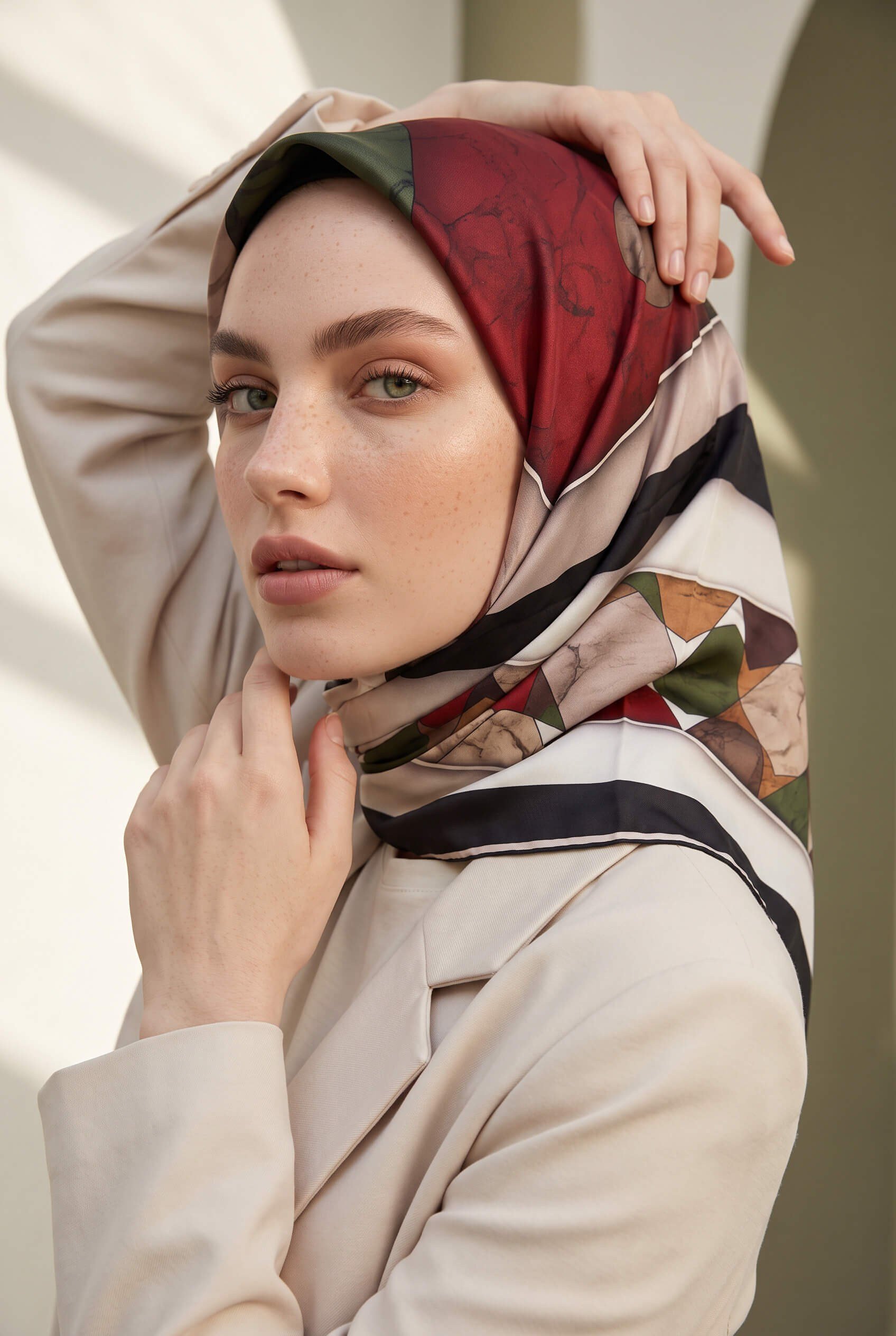 Rayon Geometrik Mermer Desenli Siyah Renkli 90x90 Eşarp (İpek İçermez) Kenar Dikiş Şekli El Dikişli