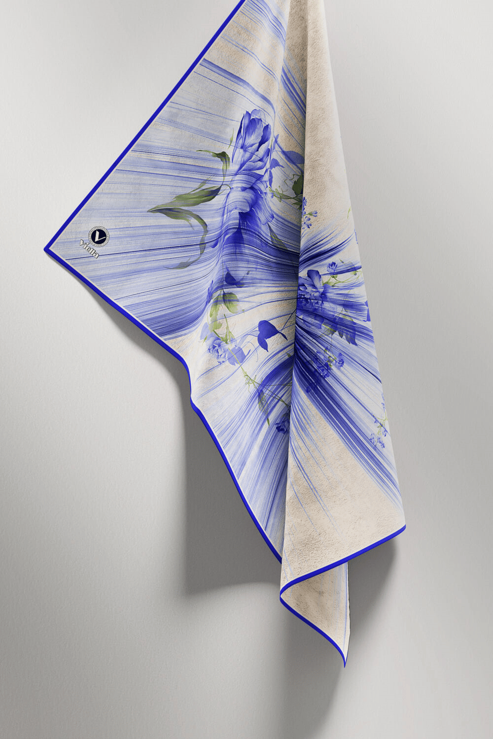 Twill Çiçekli Desenli Saks Renkli 90x90 Eşarp (İpek İçermez) Kenar Dikiş Şekli El Dikişli