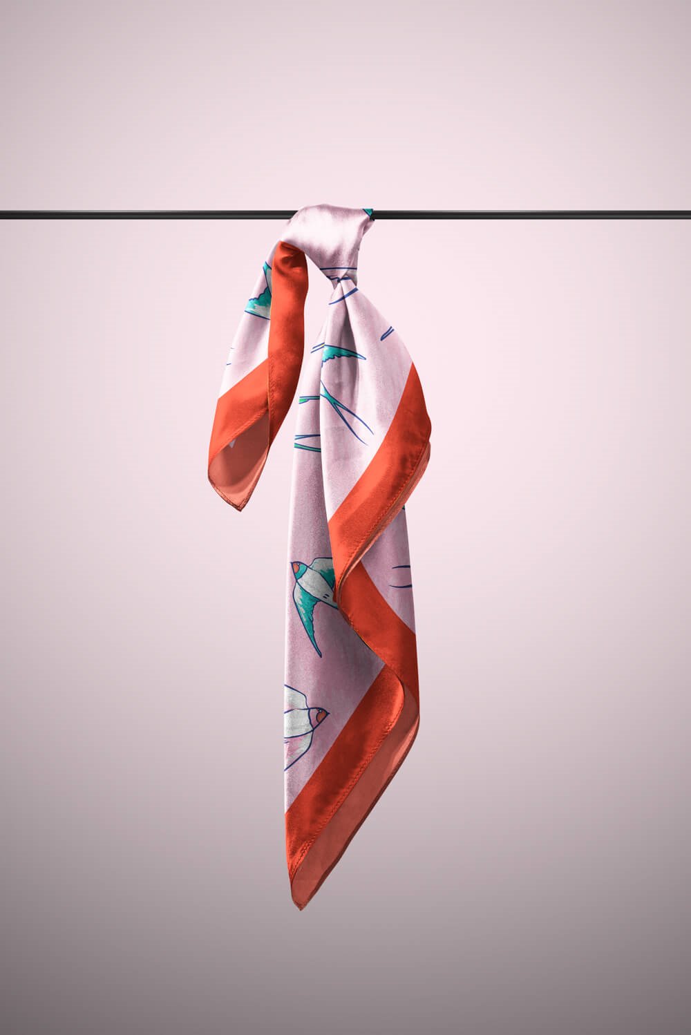 B45 Kadın Kuş Desenli Bandana 50x50 Pembe DG0410-22