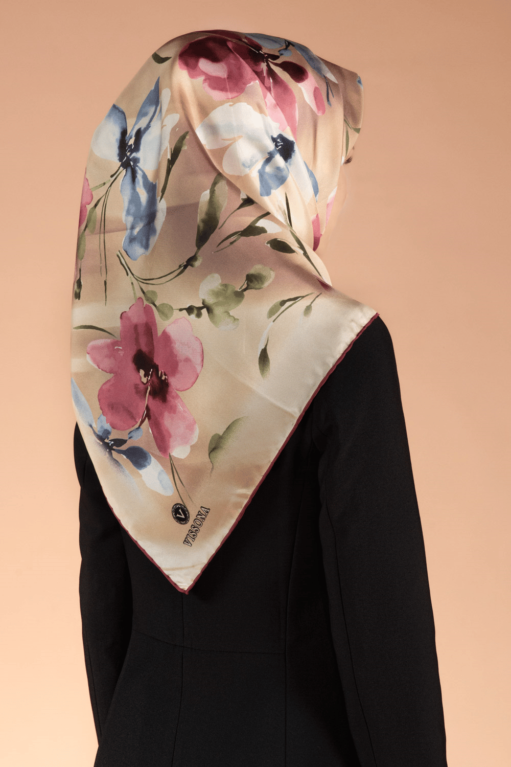 %100 Twill İpek Çiçek Desenli Bebe Mavisi - Gül Kurusu Renkli 90x90 Dikim Şekli : El Dikişi Eşarp
