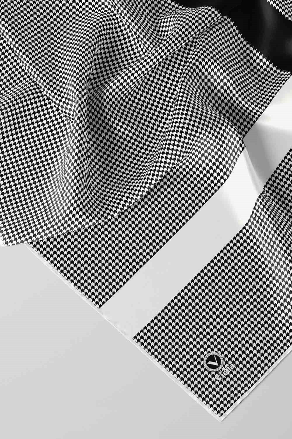 Twill Kazayaklı Şerit Desenli Krem Renkli 90x90 Eşarp (İpek İçermez) Dikim Şekli : El Dikişi