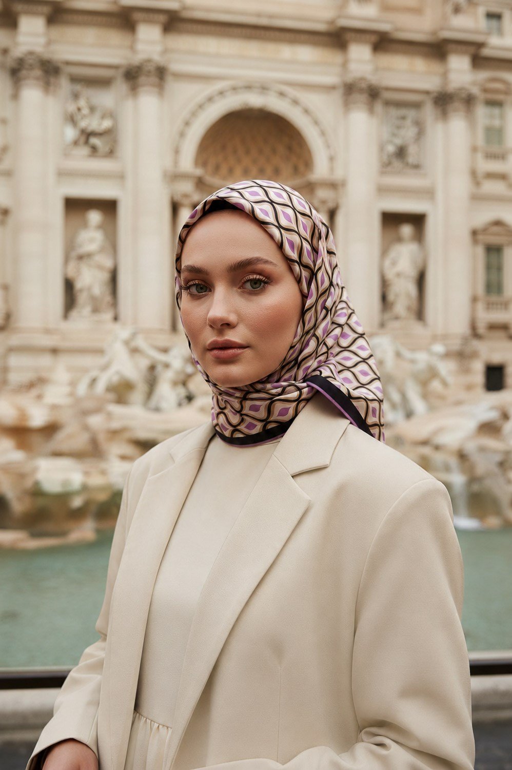 %100 Twill İpek Etnik Desenli Lila Renkli 90x90 Eşarp Dikim Şekli : El Dikişi