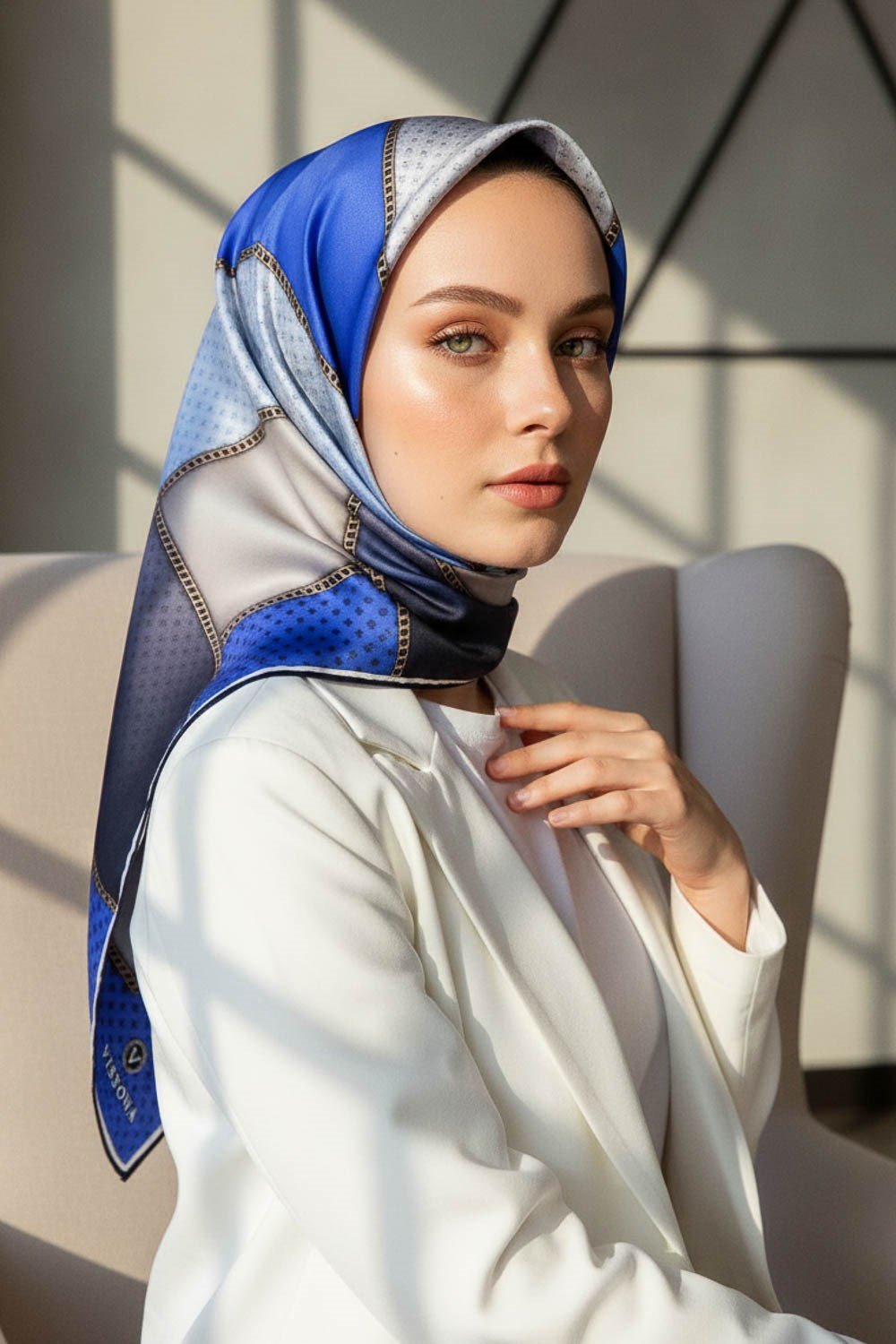 %100 Twill İpek Eşarp 90x90 Geometrik Kare Desenli El Dikişli Kadın Eşarp