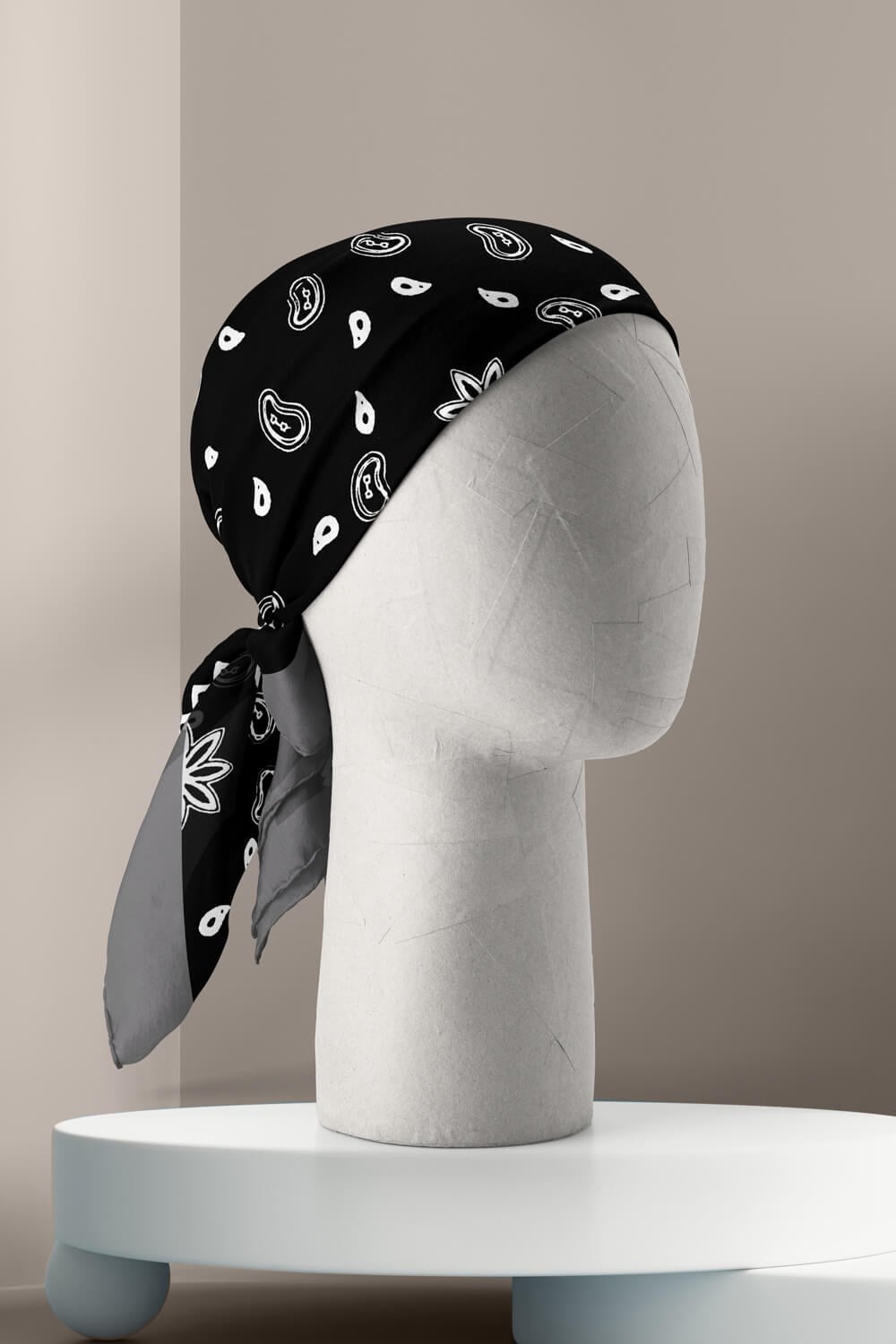 Violla B17 Kadın Siyah Beyaz Şal Desenli 50x50 Bandana