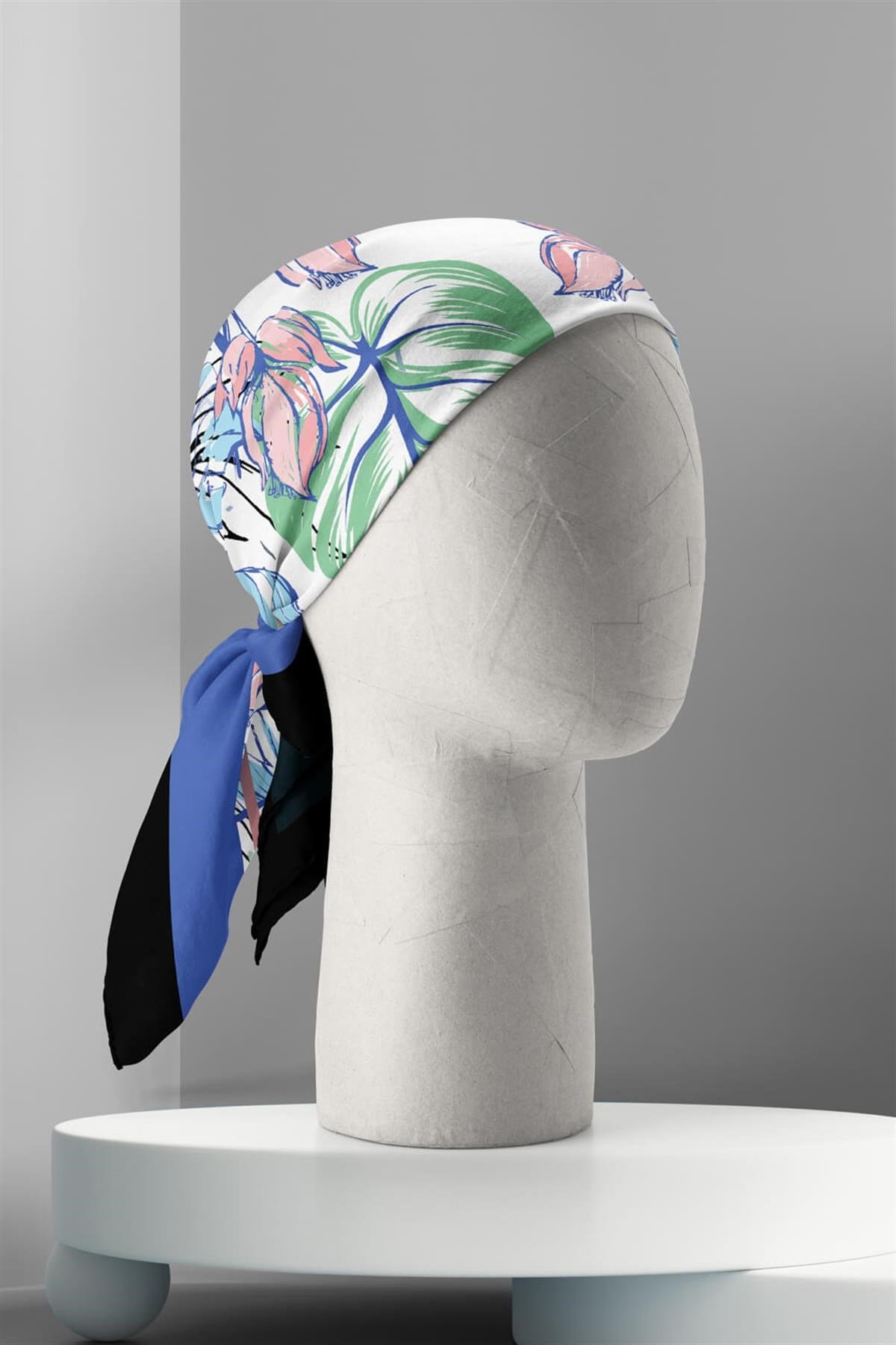 Violla A100 Kadın Yeşil Yaprak Desenli 50x50 Bandana HYL DG01349-22