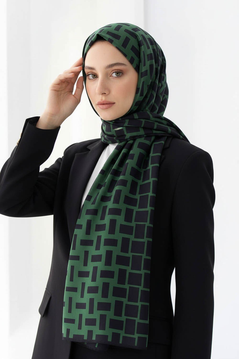 KREP KARELİ DESENLİ PETROL YEŞİLİ RENKLİ 75X195 KIRIŞMAZ ŞAL