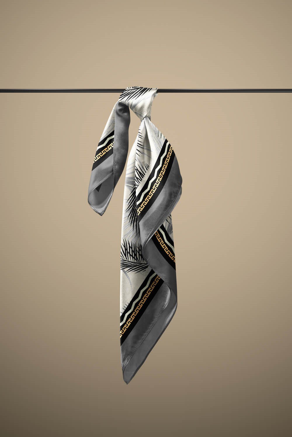 Violla C92 Kadın Yaprak Desenli 50x50 Bandana HYL DG01457-22