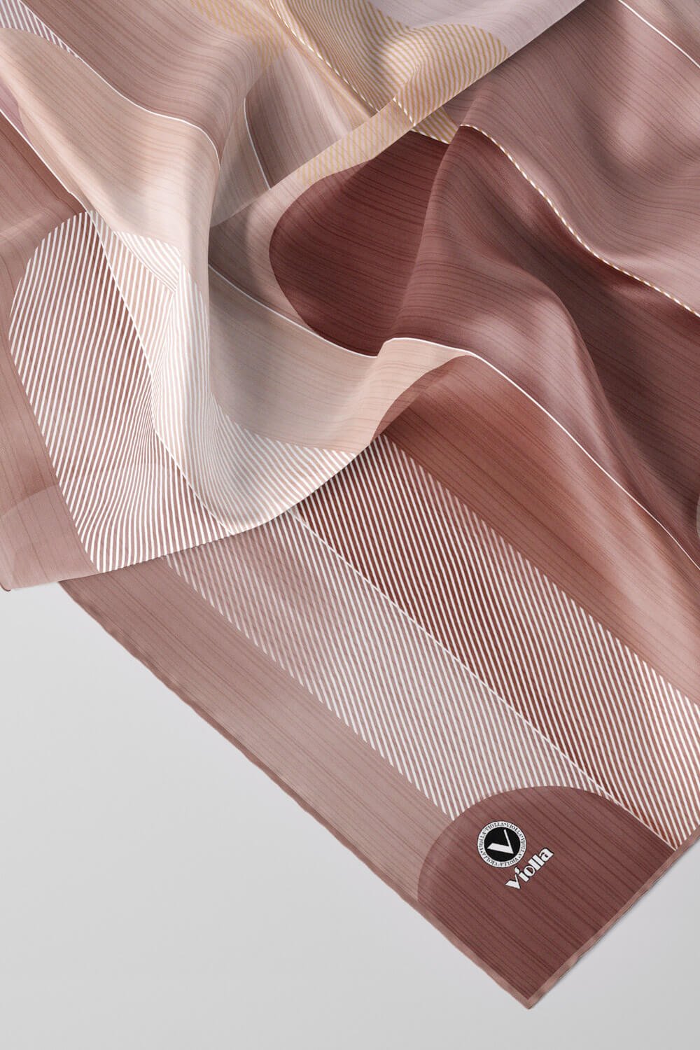 Twill Geometrik Desenli Somon Renkli 90x90 Eşarp (İpek İçermez) Kenar Dikiş Şekli El Dikişli