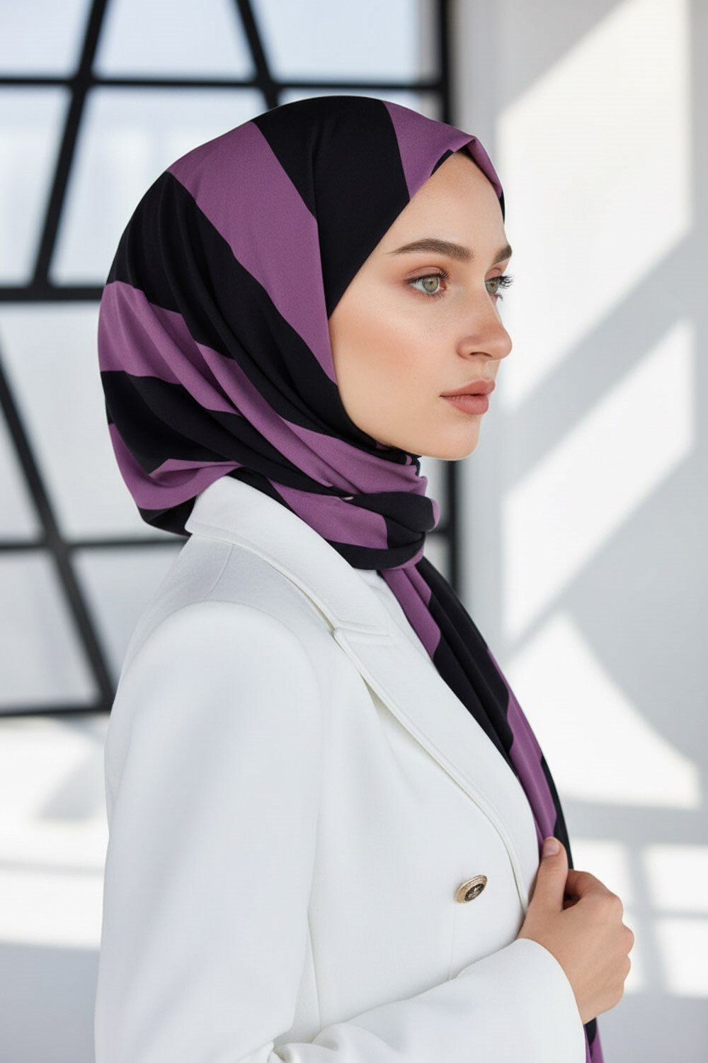 KREP ÇİZGİLİ DESENLİ SİYAH - GÜL KURUSU RENKLİ 75X195 KIRIŞMAZ ŞAL