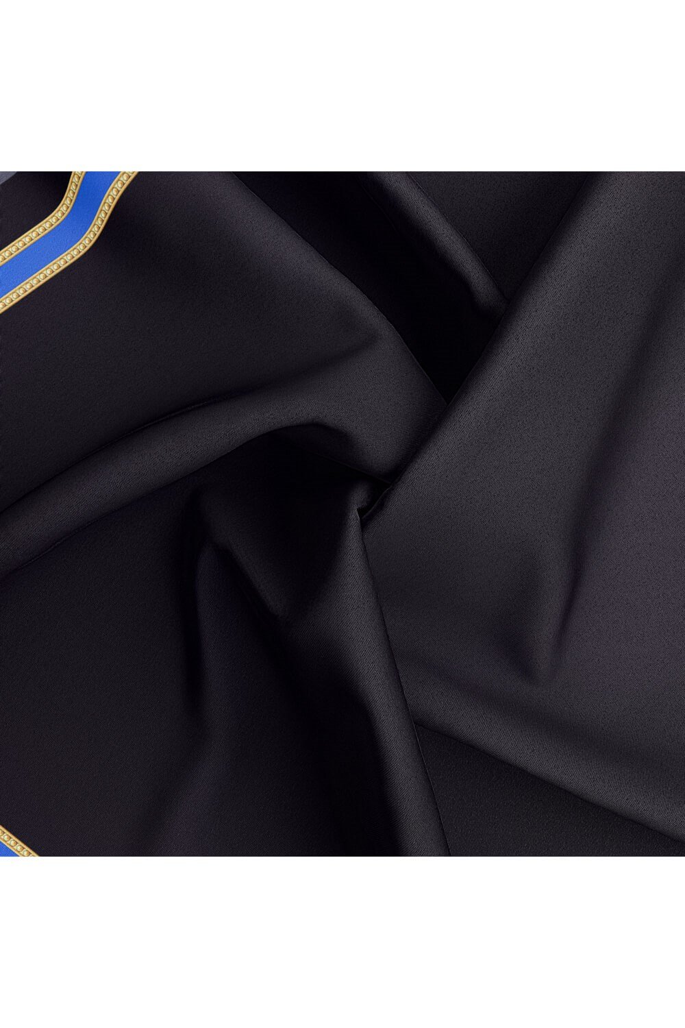 % 57 İPEK % 43 VİSKON Twill İpek Dokulu Şerit Desenli Siyah - Saks Renkli 90x90 Eşarp Dikim Şekli : El Dikişi