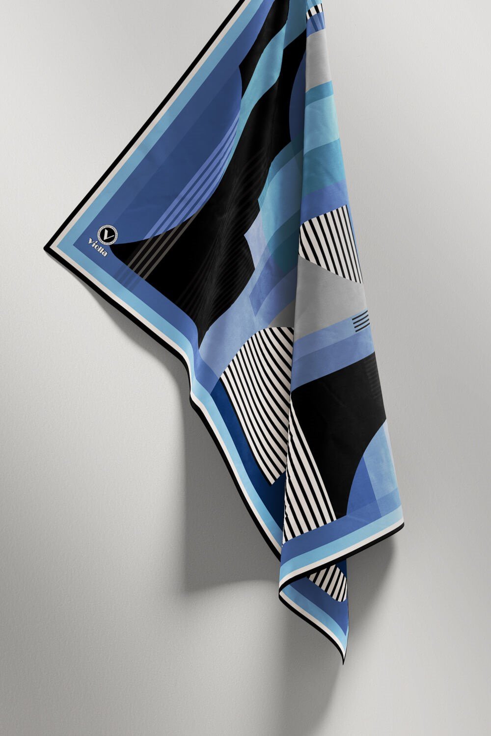 Twill Çizgili Ve Geometrik Desenli Bebe Mavisi Renkli 90x90 Eşarp (İpek İçermez) Kenar Dikiş Şekli El Dikişli